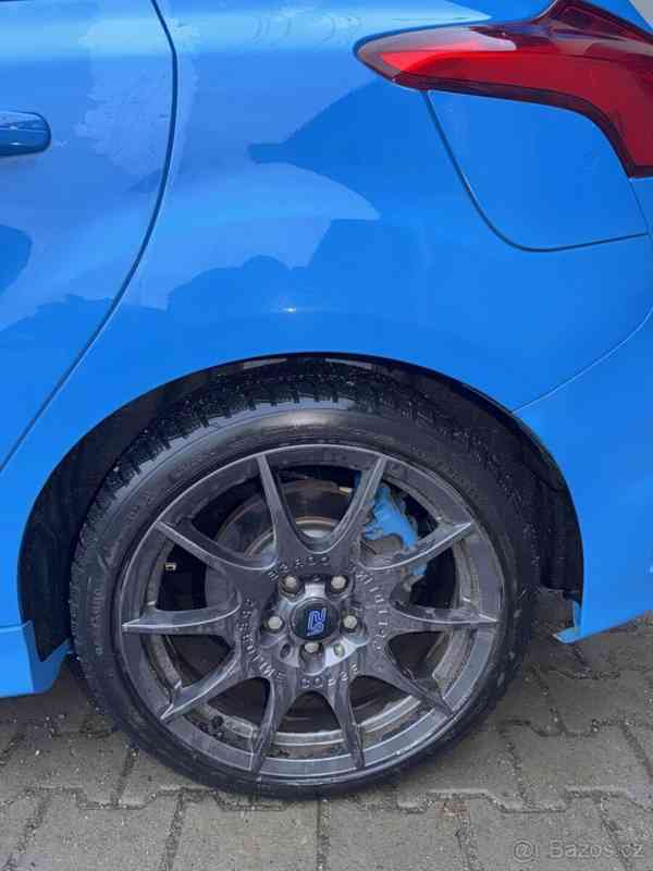 Ford Focus 2,3   RS - foto 12