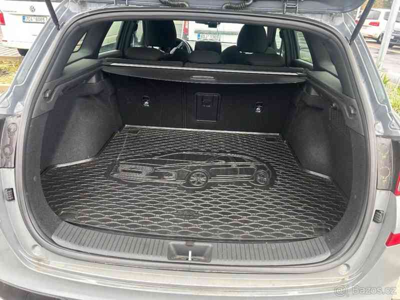 Hyundai i30 1,5 - foto 4