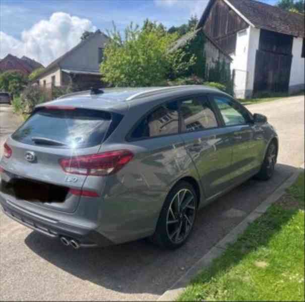 Hyundai i30 1,5 - foto 13