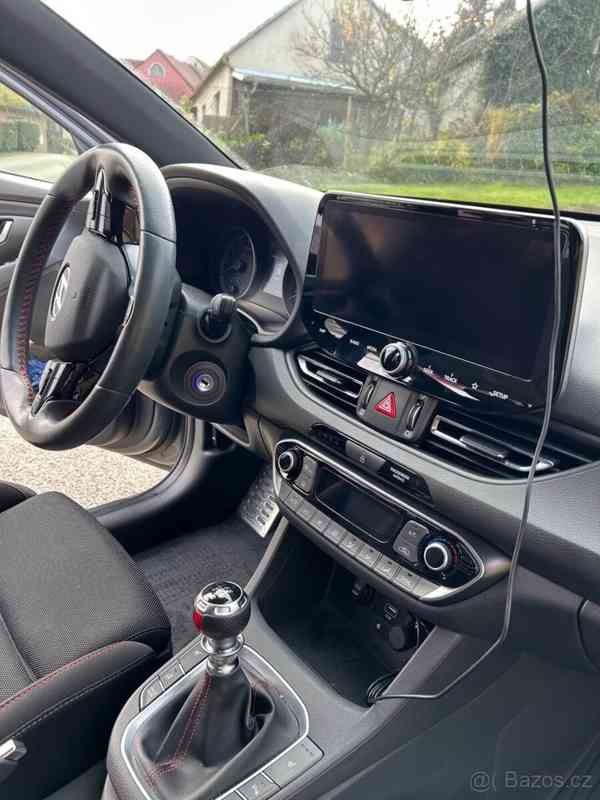 Hyundai i30 1,5 - foto 6