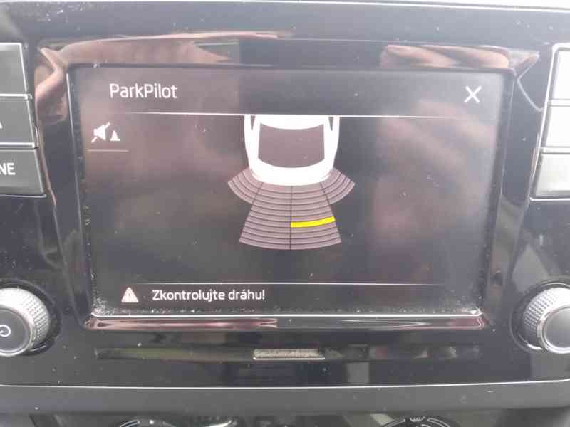 ŠKODA RAPID 1.0 TSI AMBITION 98000 KM - foto 24