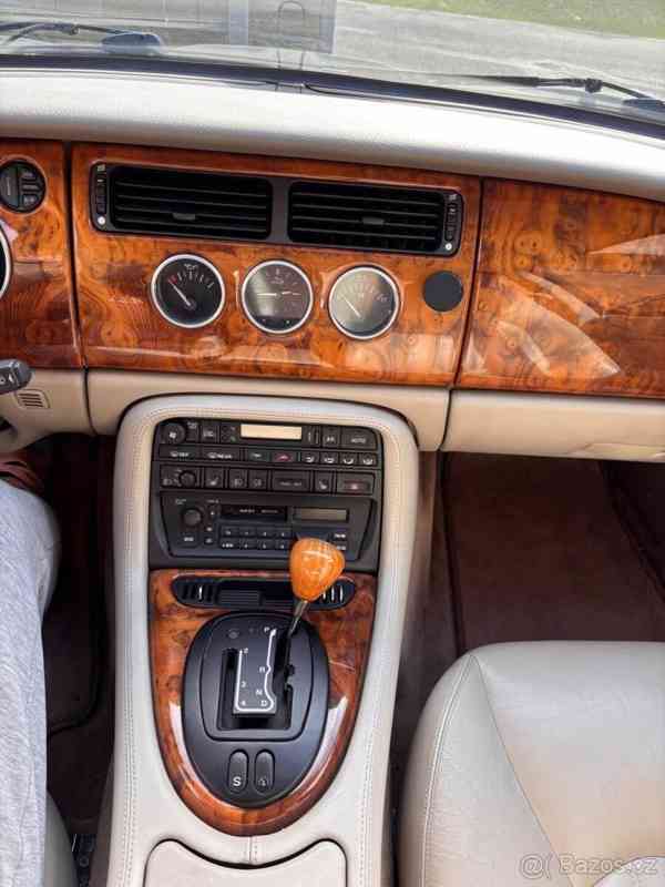 Jaguar XK8 4,0 - foto 6