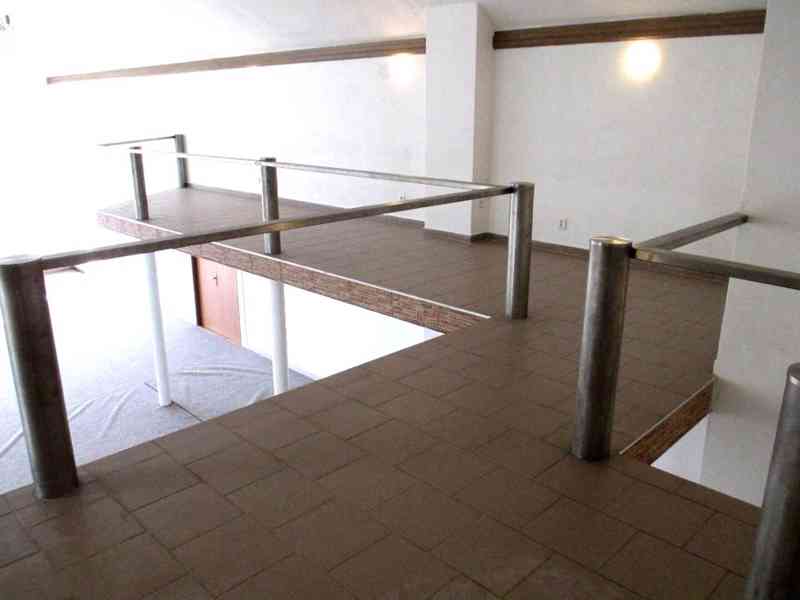 Prodej budovy 887m2, parkování, Ptácká, Mladá Boleslav - foto 8