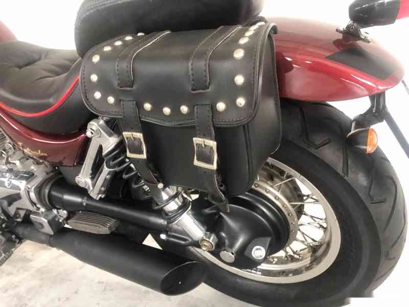 Suzuki VS 750 Intruder - foto 12