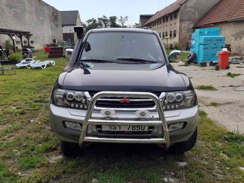 Mitsubishi Pajero 3.2 - foto 2