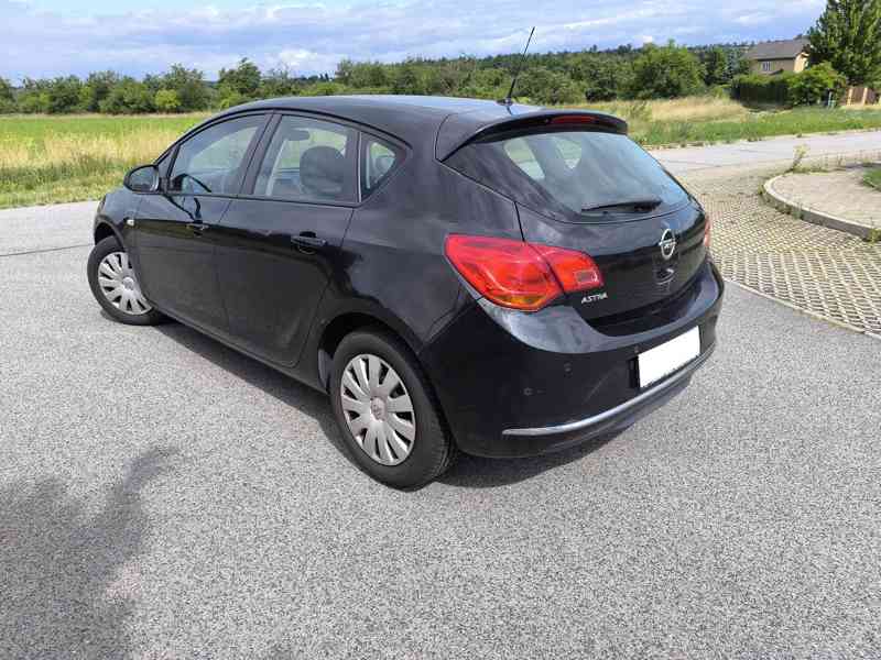 Opel Astra 1.4 16V Cosmo - foto 3