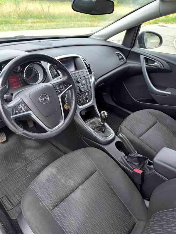 Opel Astra 1.4 16V Cosmo - foto 5