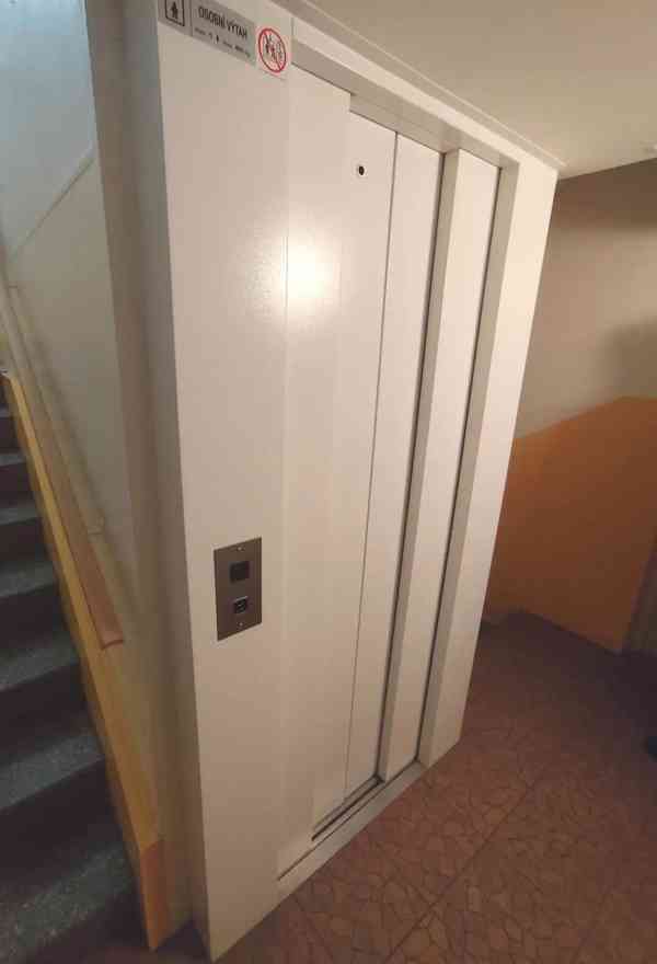 Pronájem bytu 2+kk 40 m² - foto 9