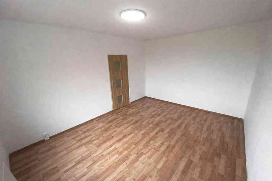 Pronájem bytu 2+kk 40 m² - foto 8