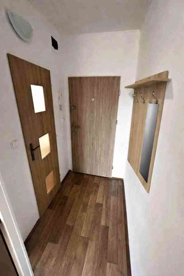 Pronájem bytu 2+kk 40 m² - foto 5