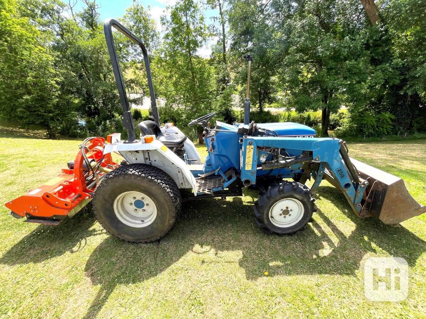 Malotraktor Ford I52OO + příslušenství  - foto 1