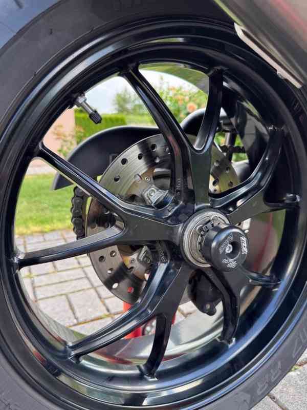 Ducati Monster S4R 998 Testastretta - foto 23