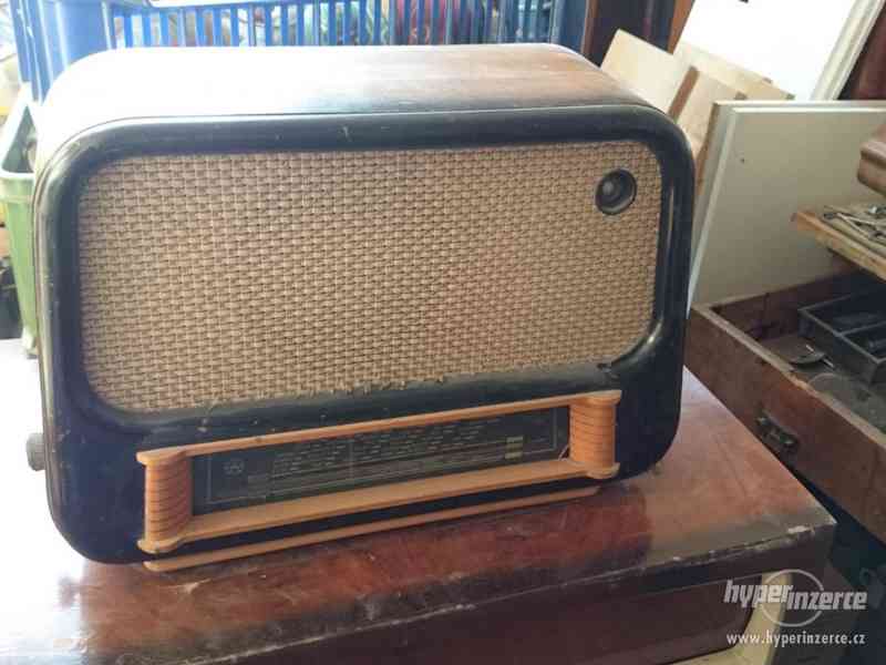 Prodám rádio Tesla 509A - foto 1