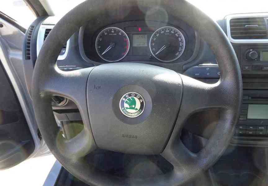 Škoda Fabia 1.4i Combi r.v.2008 (63 KW) stk:9/2027 - foto 9