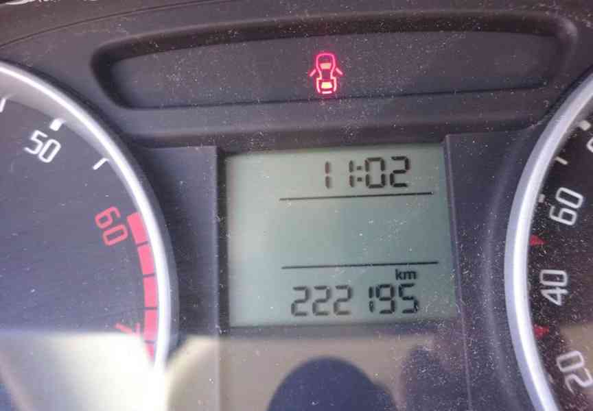 Škoda Fabia 1.4i Combi r.v.2008 (63 KW) stk:9/2027 - foto 8