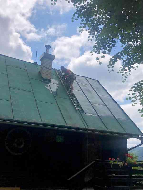 Nátěr střešních krytin ,cisteni střech , impregnace  - foto 11
