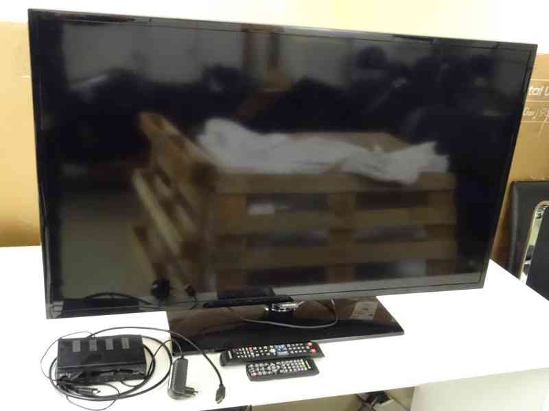Televize LED Samsung UE 46 - foto 1