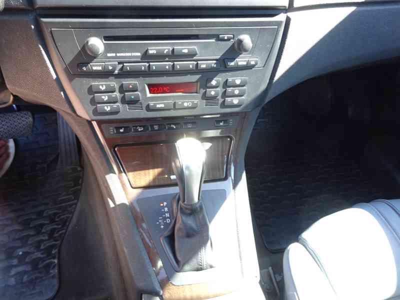 BMW X3 3.0D R.V.2006 (160 KW) KOUPENO V ČR  - foto 9
