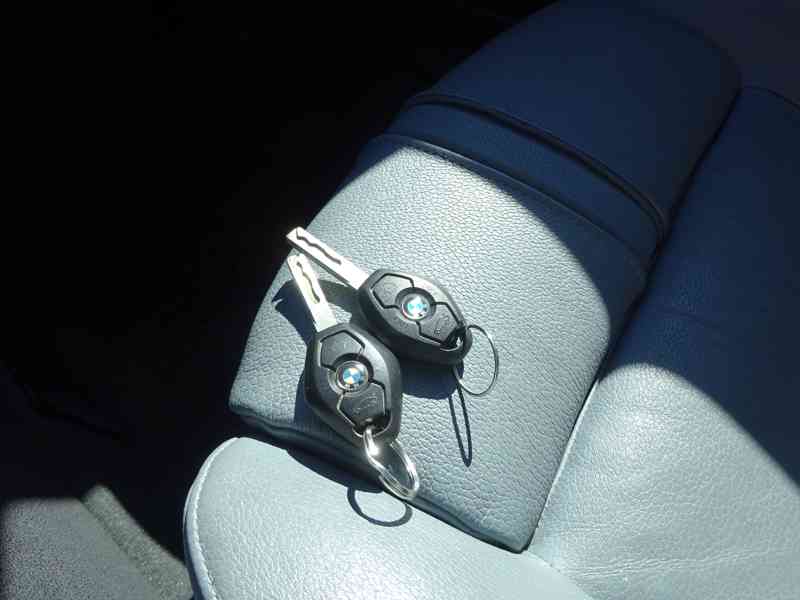 BMW X3 3.0D R.V.2006 (160 KW) KOUPENO V ČR  - foto 17