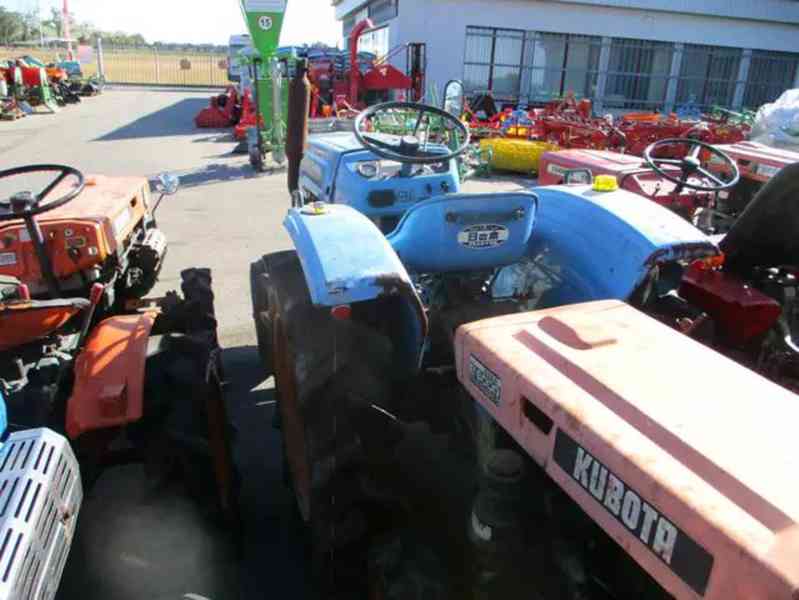 Malotraktor Hinomoto E16 2WD plně funkční - foto 2