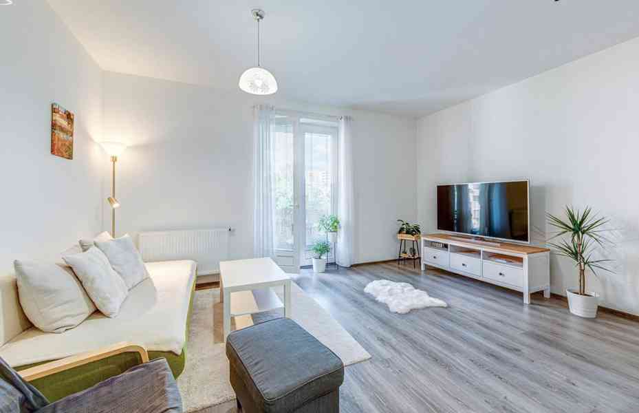 Pronajmu novostavbu  2+kk  Brno,  U Leskavy.  55 m2 - foto 9