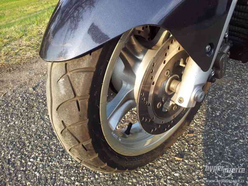 Kymco Xciting 500 rok výroby 2008 - foto 5