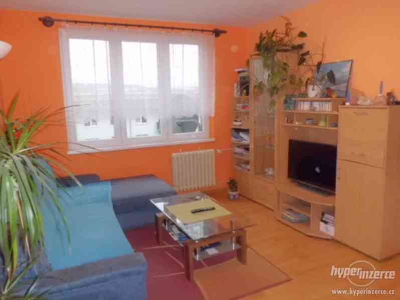 Pronájem bytu 1+1 Milovice - foto 1