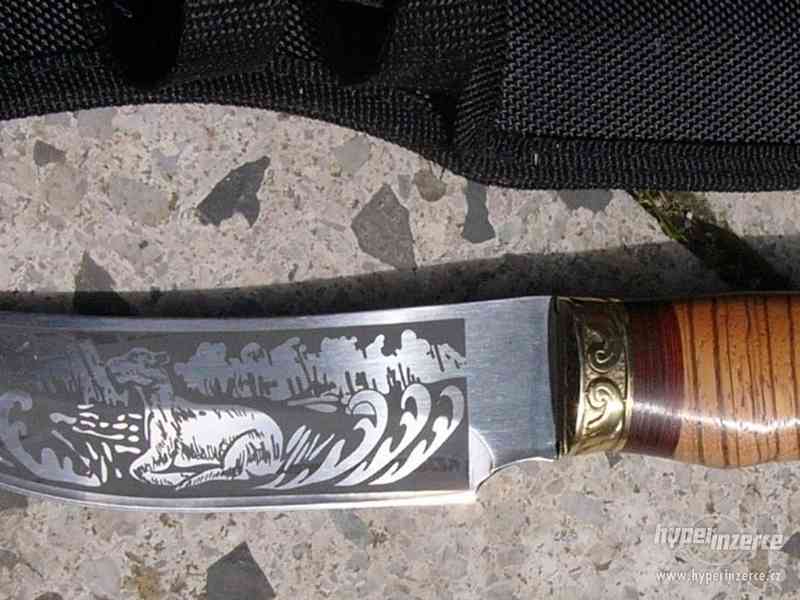 Lovecký nůž zdobená čepel 26 cm - foto 1