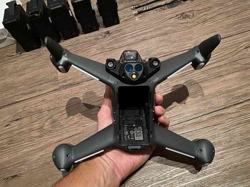 DJI FPV+Fly more combo+motion controller+iflight - foto 6