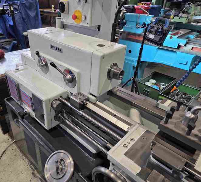 Soustruh SV 18 RA/1000 po GO v r. 2025 - foto 4