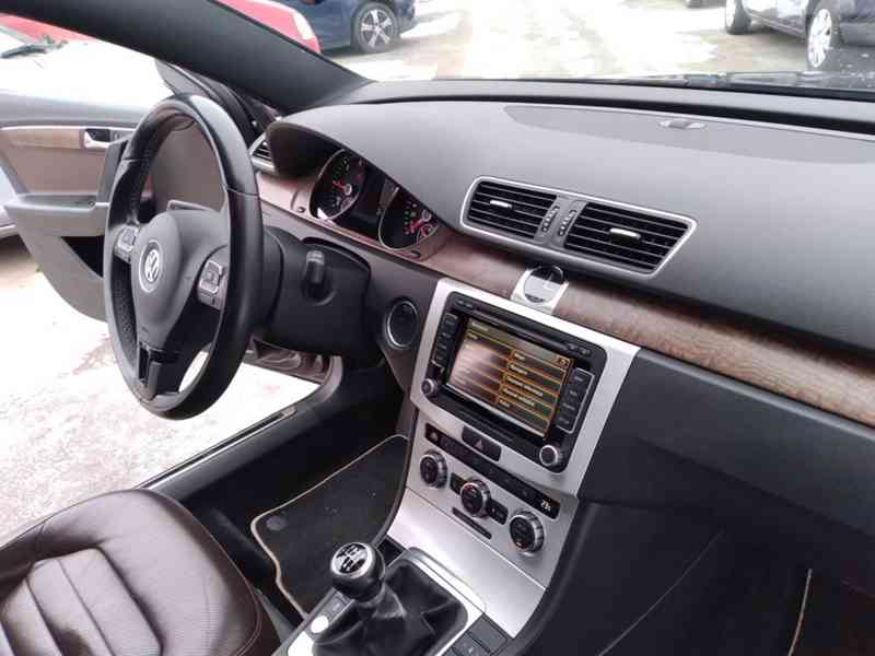 VOLKSWAGEN PASSAT VARIANT 2.0 TDI EXCLUSIVE PANORAMA ANUÁL - foto 21