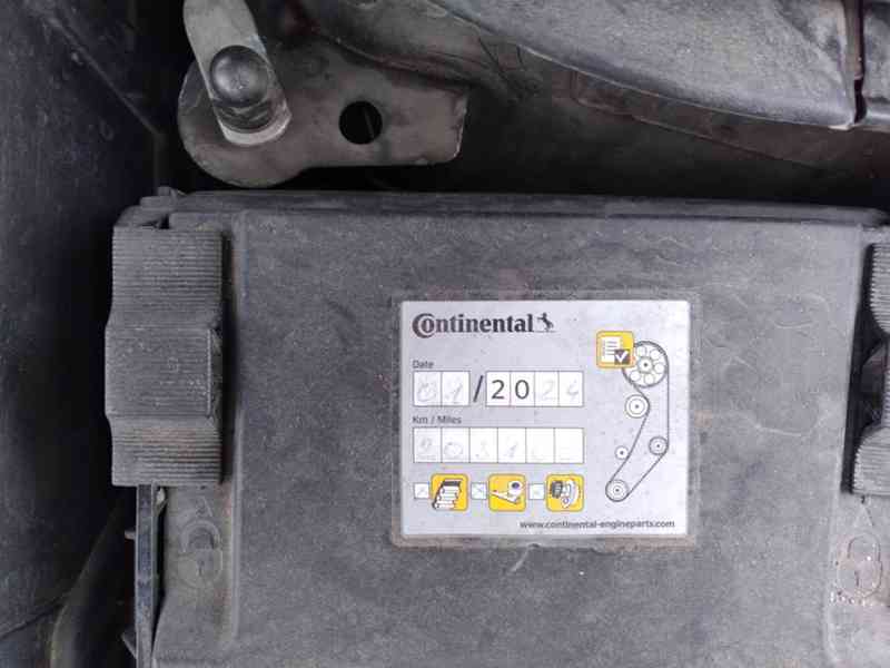 VOLKSWAGEN PASSAT VARIANT 2.0 TDI EXCLUSIVE PANORAMA ANUÁL - foto 53