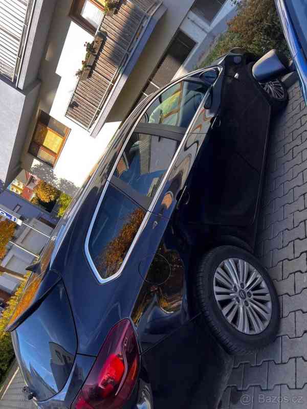 Opel Astra - foto 12