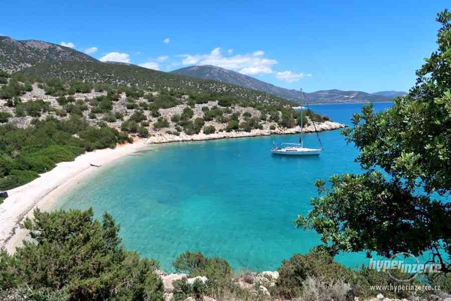 Dovolená na jachtě Sardinie, Korsika léto 2019 - foto 1
