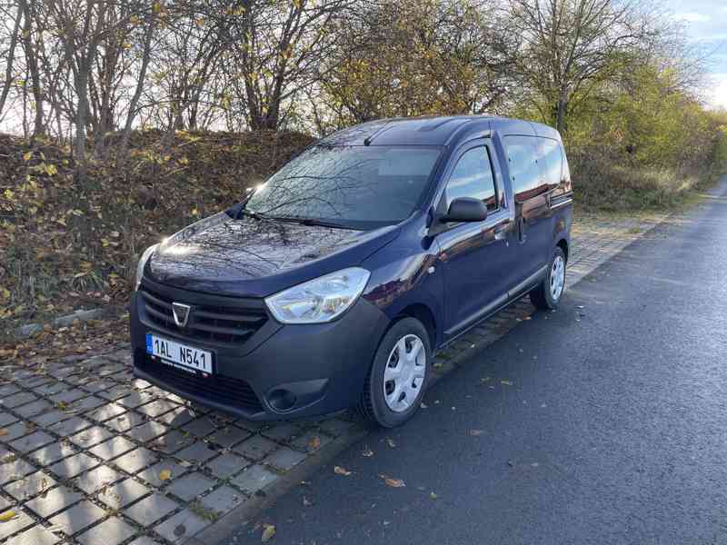 Dacia Dokker: rampa pro převoz vozíčkáře - foto 10