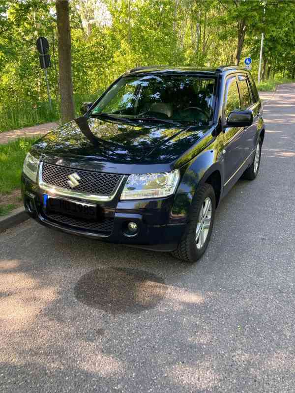 Suzuki Grand Vitara 2.0i Comfort+ benzín 103kw - foto 8