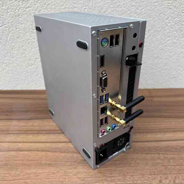 Mini ITX počítač - foto 4