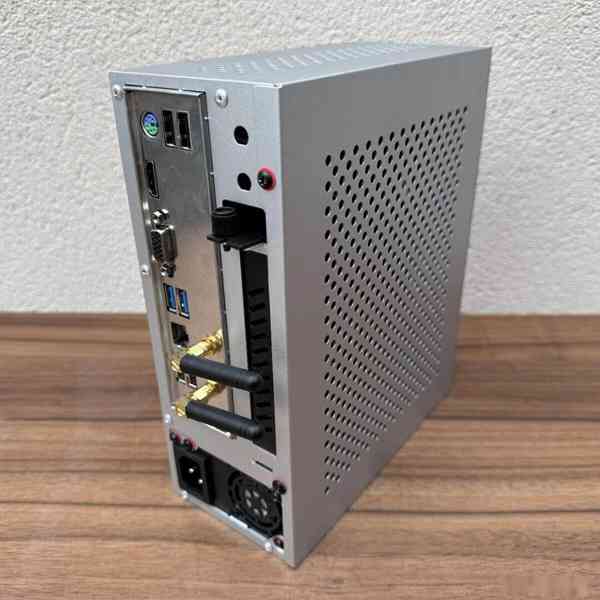 Mini ITX počítač - foto 3