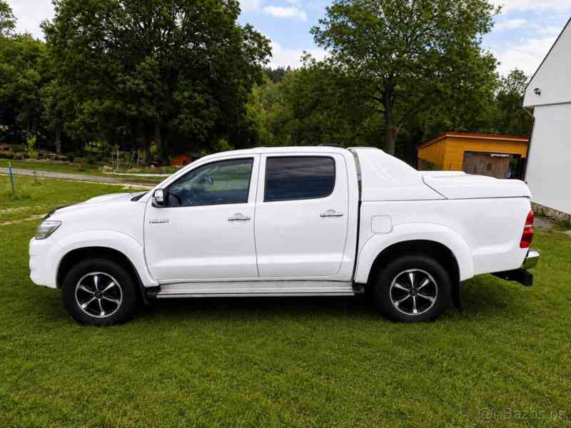Toyota Hilux 2,5   d4d 2014, tažné, ČR - foto 2