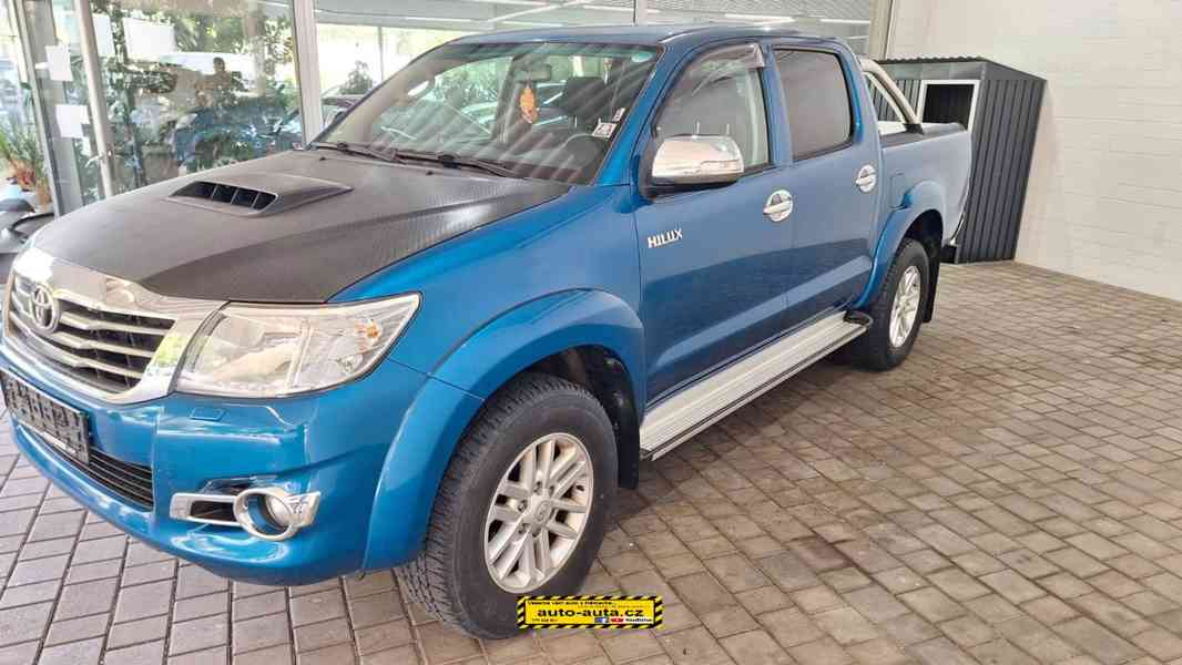 Toyota Hilux 2,5 D4D Double Cab Comfort 106kw - foto 15