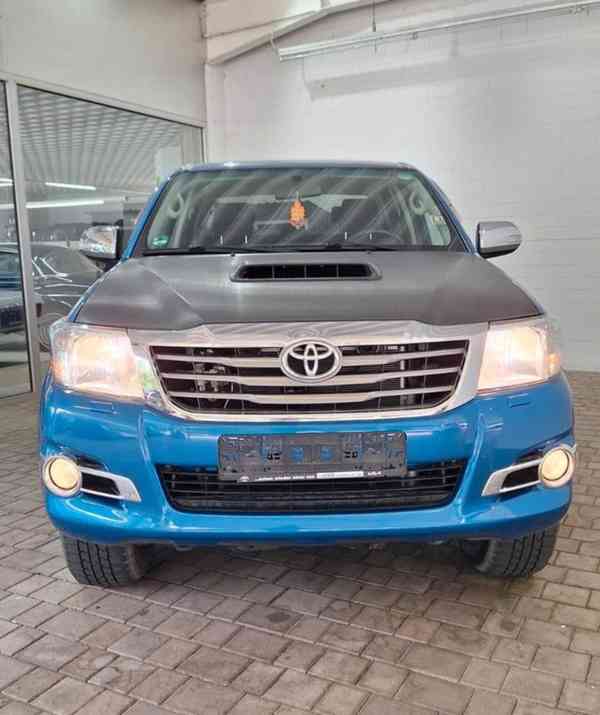 Toyota Hilux 2,5 D4D Double Cab Comfort 106kw - foto 5