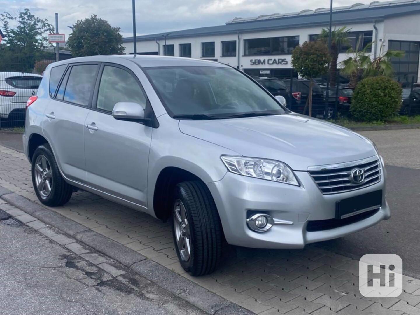 Toyota RAV4 Life 2,0i benzín 111kw - foto 1