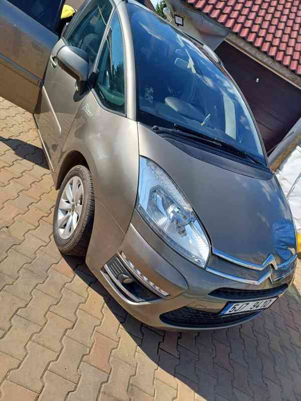 Auto - foto 2