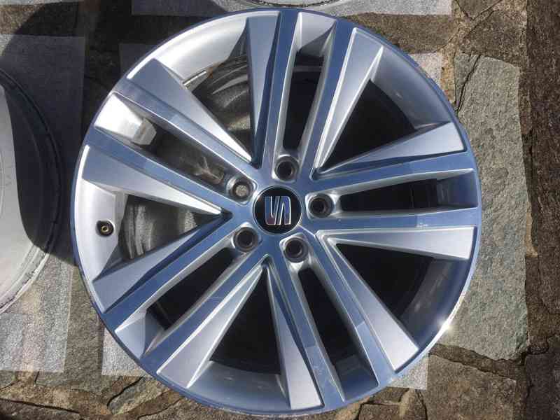 ALU disky 7,5Jx18 ET35, Seat Alhambra/VW Sharan, 7N0601025F - foto 4