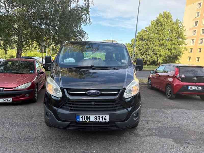 Ford Tourneo Custom 2,2   2013r.v.92 kW - foto 1