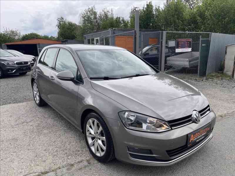 Volkswagen Golf 2,0 TDi HIGHLINE - foto 2