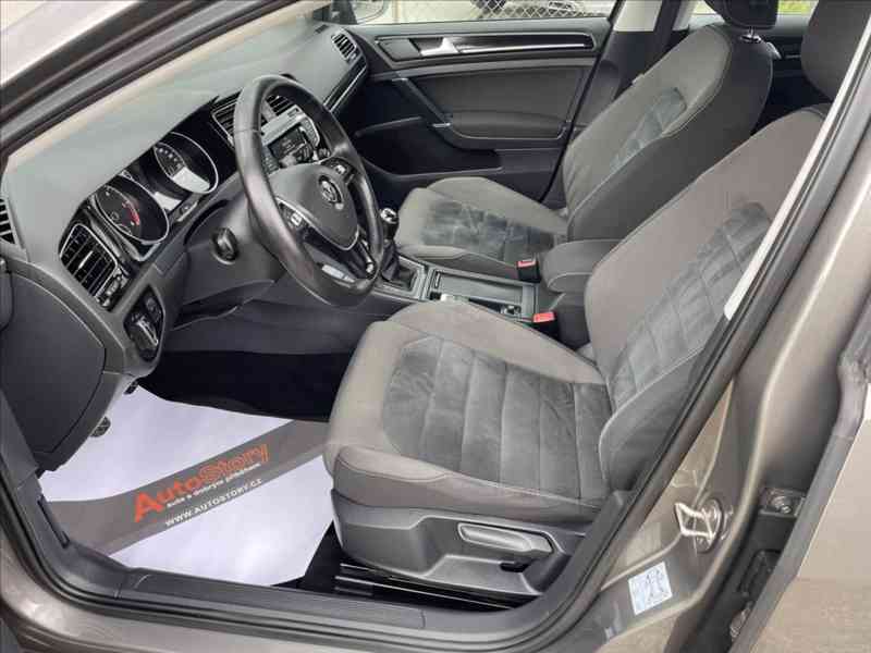 Volkswagen Golf 2,0 TDi HIGHLINE - foto 5