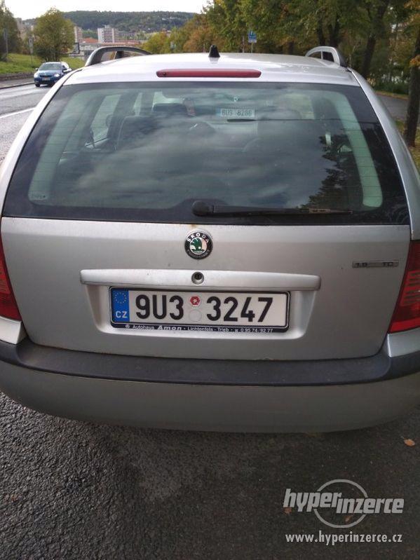 Škoda Octavia - foto 2