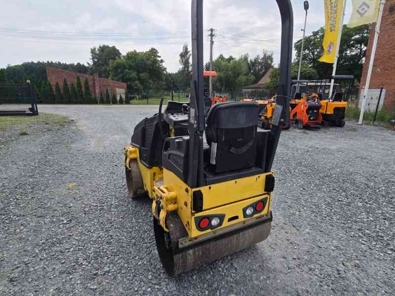 Válec Bomag BW 100 ADM-5 2015, 1 650 kg, diesel - foto 9