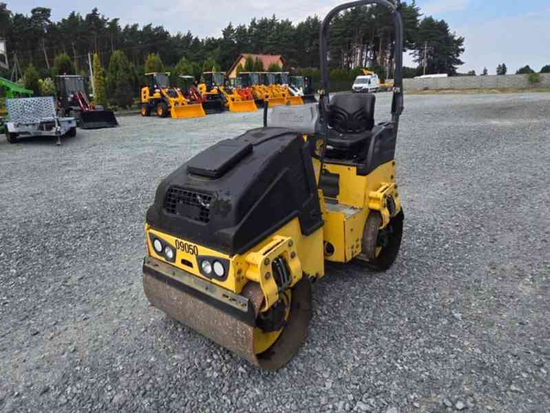 Válec Bomag BW 100 ADM-5 2015, 1 650 kg, diesel - foto 11